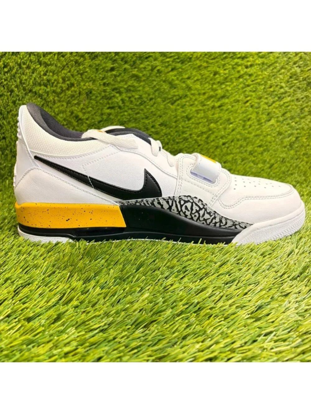 Nike please review